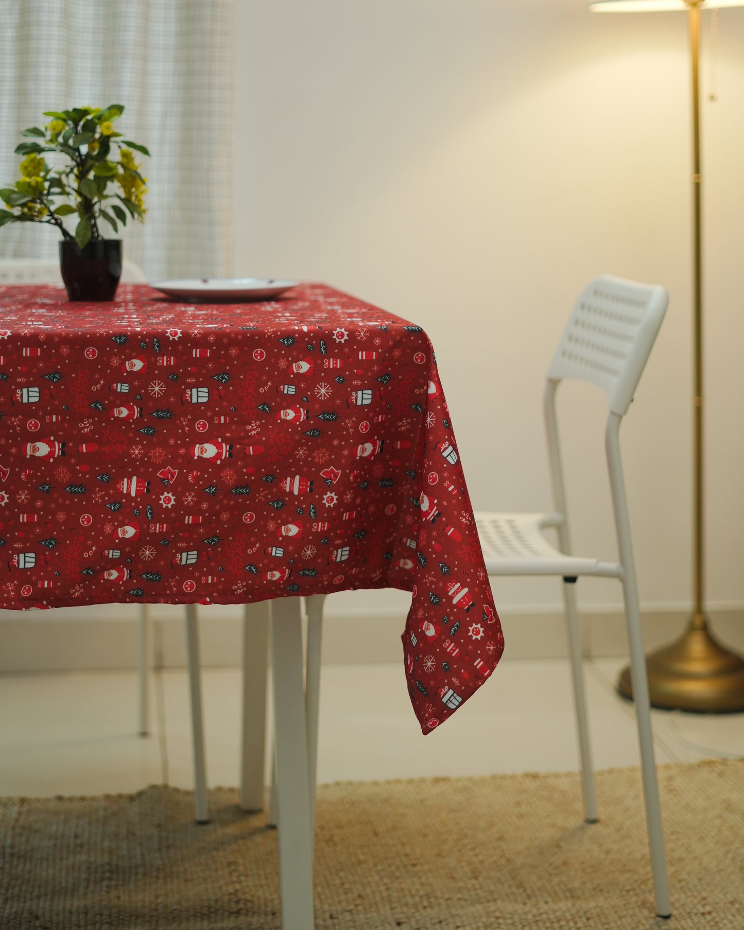 Christmas Table Cloth - Santa - Red