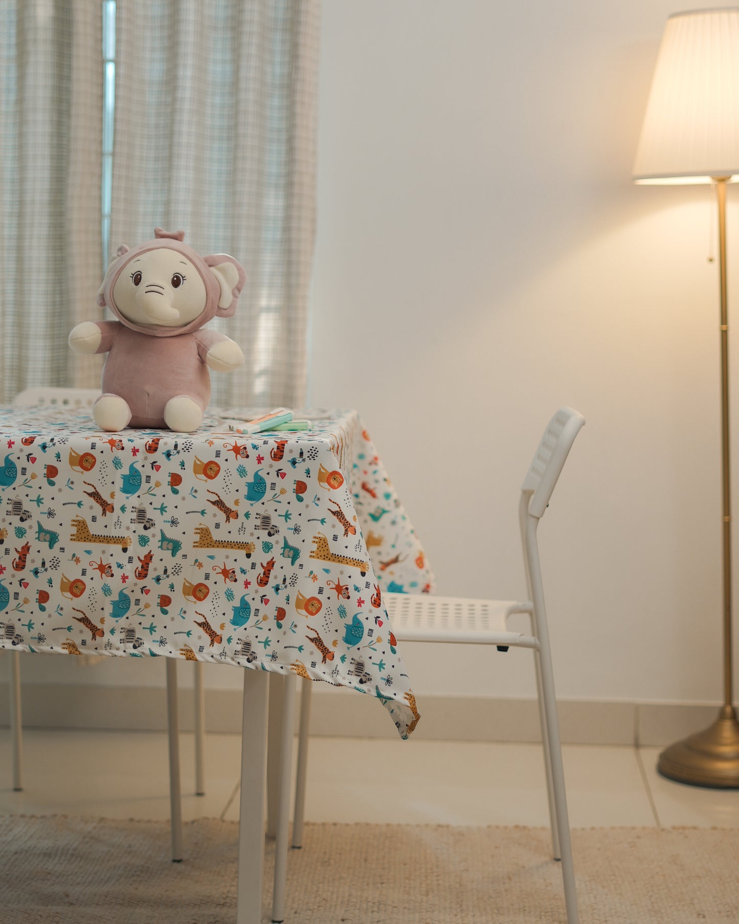 Kids Table Cloth - Animals - White