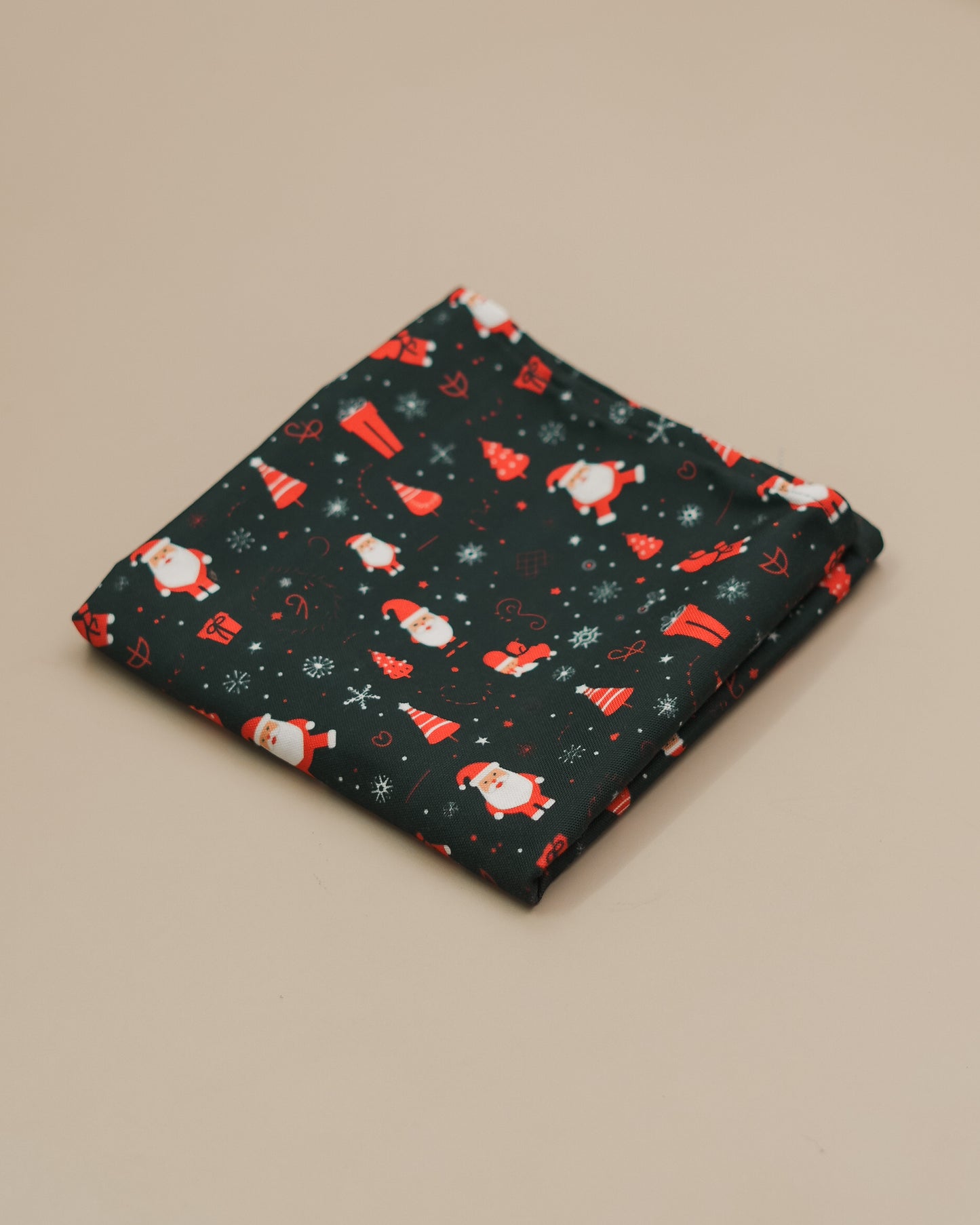 Christmas Runner - Santa Green