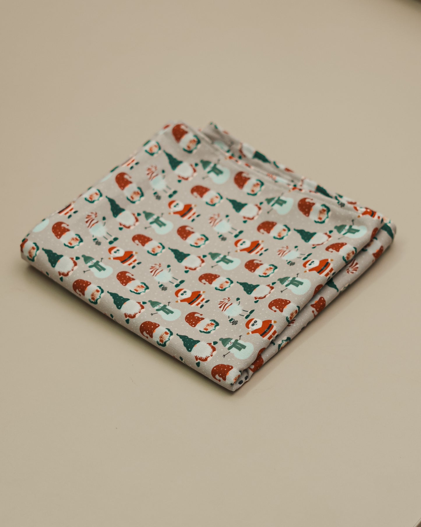 Christmas Runner - Santa Beige