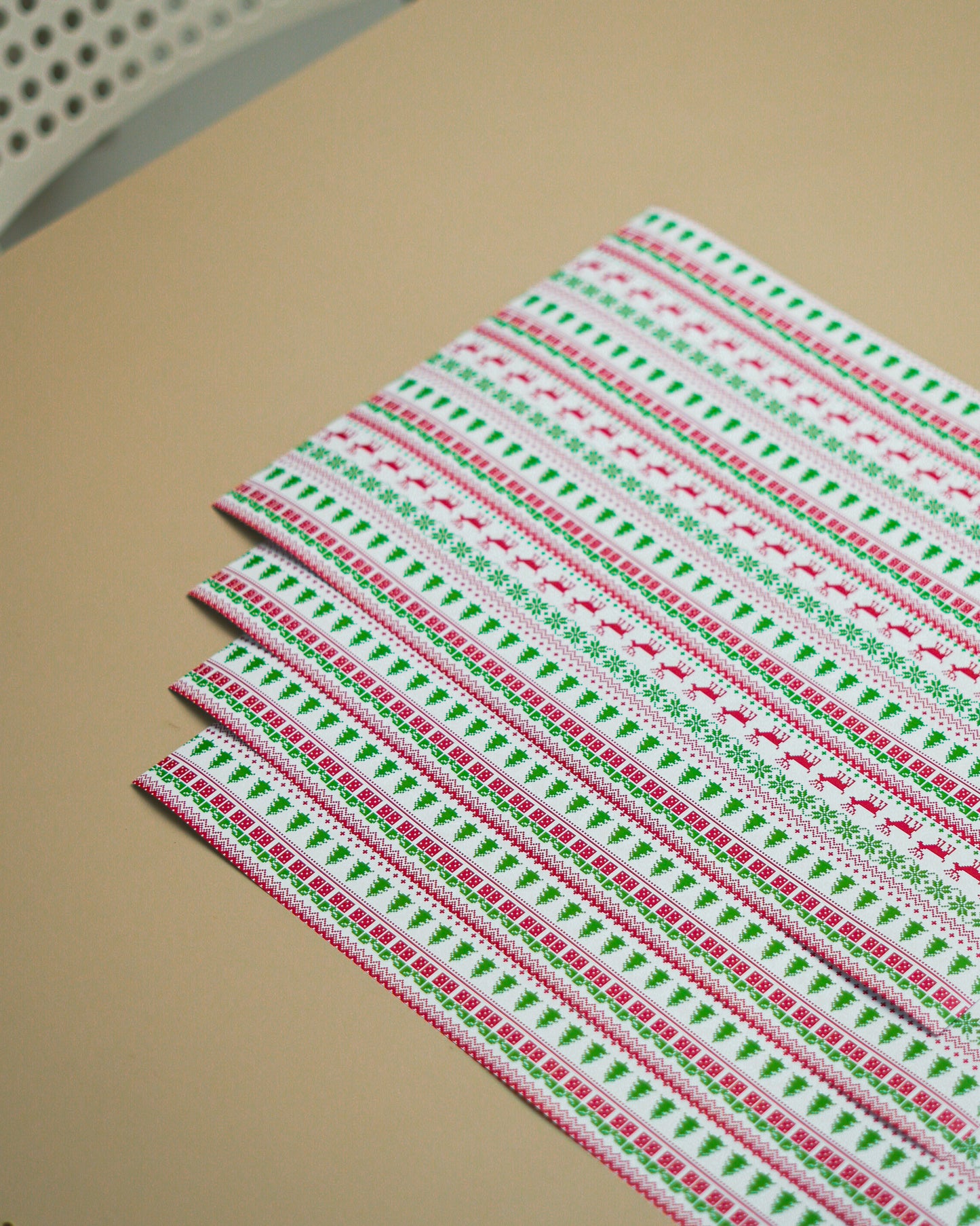 Christmas Wrapping Sheet - Merry White (Set of 4)