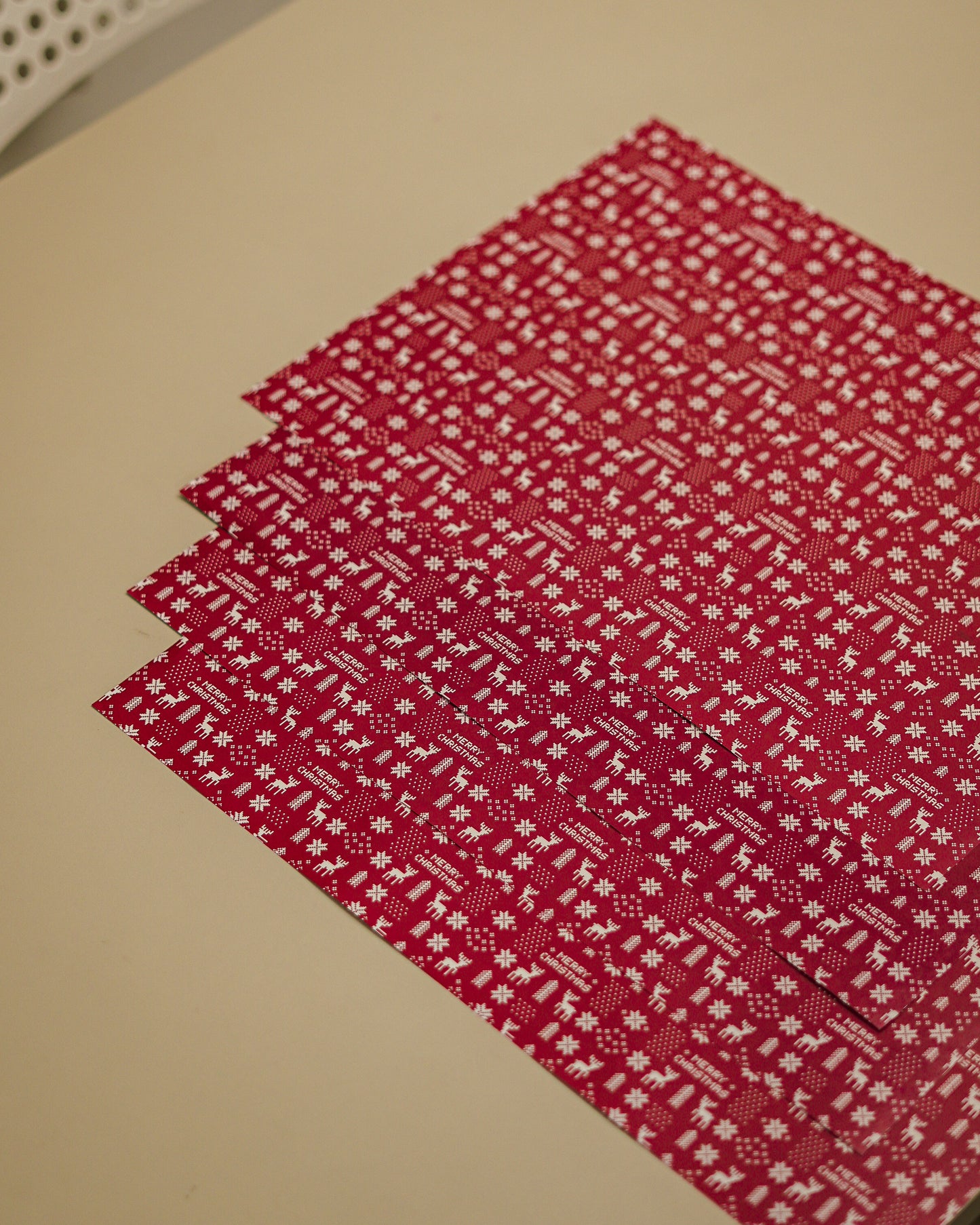 Christmas Wrapping Sheet - Red (Set of 4)