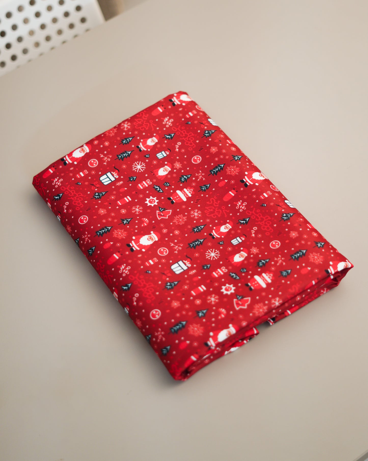 Christmas Table Cloth - Santa - Red